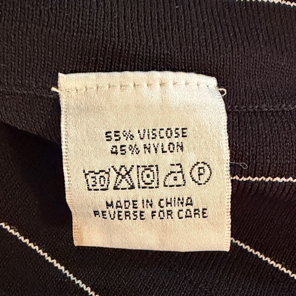 Adore Black & White Knit Fit & Flare Sleeveless Dress - Picture 9 of 11